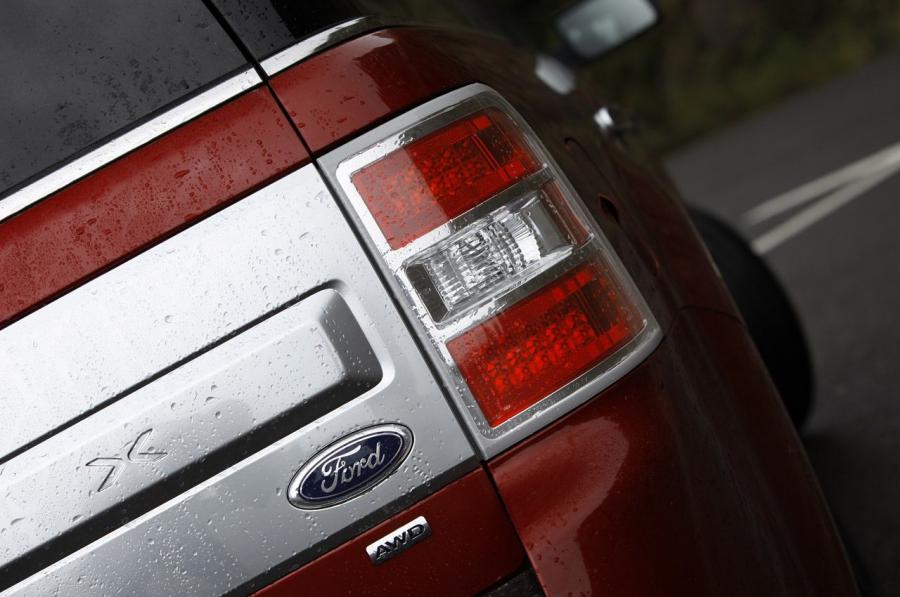  Ford Flex 2012 года  (фото 68 из 114)